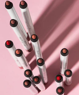 LAMEL Long lasting Gel Lip Liner №409 Caramel